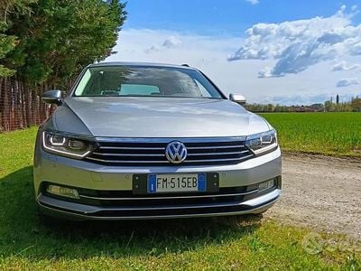 Usata VW Passat Business 150 CV (110 kW) 2017 Grigio Station wagon