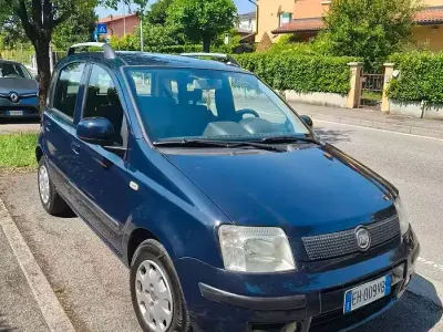 Usata Fiat Panda 69 CV (50 kW) 2011 Blu Utilitaria