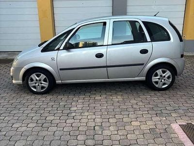 Usata Opel Meriva Enjoy 90 CV (66 kW) 2009 Argento Monovolume