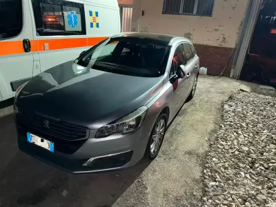 Usata Peugeot 508 Business-Line 115 CV (84 kW) 2015 Grigio Station wagon