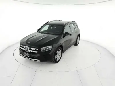Usata Mercedes GLB200 Business 150 CV (110 kW) 2022 Nero SUV