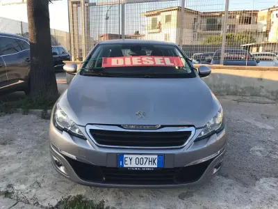 Usata Peugeot 308 SW GT-line 114 CV (83 kW) 2015 Other Station wagon
