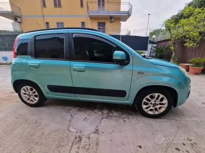 Usata Fiat Panda 69 CV (50 kW) 2015 Blu Utilitaria