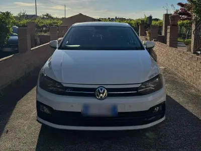 Usata VW Polo Sportline 80 CV (58 kW) 2020 Bianco Utilitaria