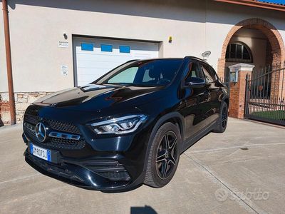 Usata Mercedes GLA200 Premium 150 CV (110 kW) 2023 Nero SUV