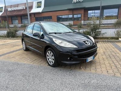 Usata Peugeot 207 70 CV (51 kW) 2007 Nero Berlina