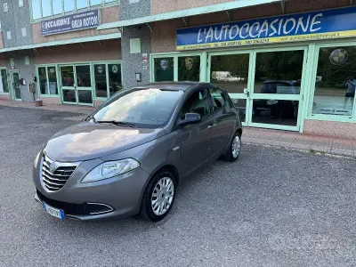 Usata Lancia Ypsilon S 68 CV (50 kW) 2011 Grigio Utilitaria