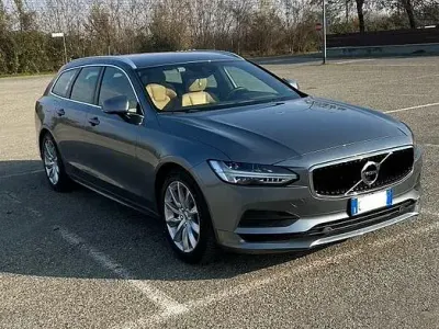 Usata Volvo V90 Business Edition 150 CV (110 kW) 2020 Grigio Station wagon