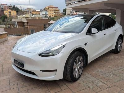 Usata Tesla Model Y 378 kW (514 CV) 2023 Bianco SUV