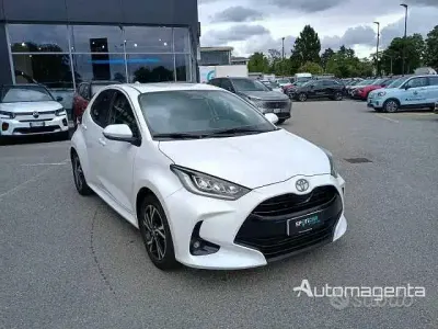 Usata Toyota Yaris Trend 92 CV (67 kW) 2024 Utilitaria