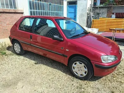 Usata Peugeot 106 60 CV (44 kW) 2000 Utilitaria