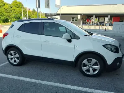 Usata Opel Mokka 140 CV (102 kW) 2015 Bianco SUV