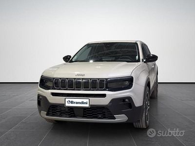 Usata Jeep Avenger Summit 101 CV (74 kW) 2025 Stone SUV
