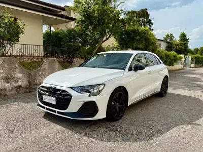 Usata Audi A3 S-Line 150 CV (110 kW) 2025 Bianco Berlina