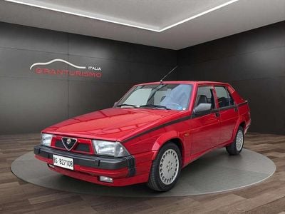 Usata Alfa Romeo 75 155 CV (114 kW) 1989 Rosso Berlina