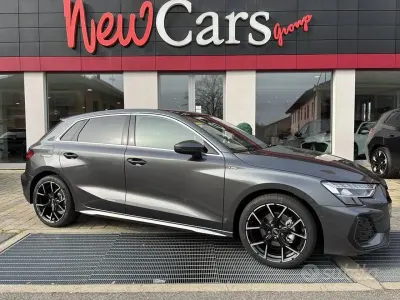 Nuova Audi A3 S-Line 150 CV (110 kW) 2025 Grigio scuro Berlina