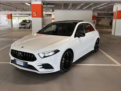 Usata Mercedes A200 Business 163 CV (119 kW) 2021 Berlina