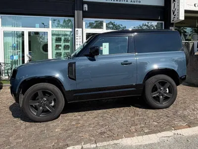 Usata Land Rover Defender 249 CV (183 kW) 2024 Blu/azzurro SUV