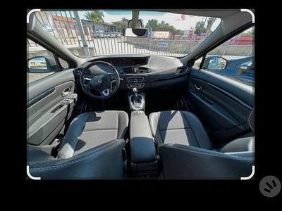 Usata Renault Scénic III 110 CV (80 kW) 2013 Nero Monovolume