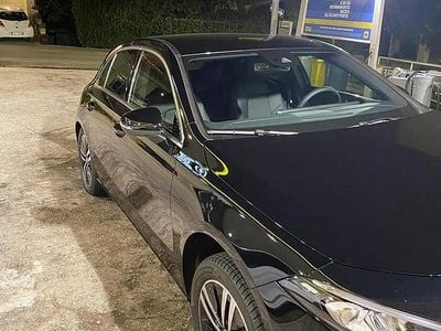 Usata Mercedes A180 116 CV (85 kW) 2020 Nero Berlina