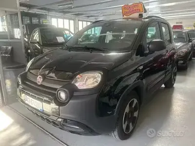 Usata Fiat Panda Cross Cross 69 CV (50 kW) 2026 Nero Utilitaria