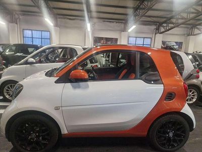 Bianco Usata 2015 Smart ForTwo Coupé Edition #1 Utilitaria | 11.900 € (Cara)