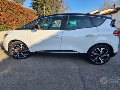 Usata Renault Scénic IV Bose Edition 110 CV (80 kW) 2017 Bianco Monovolume