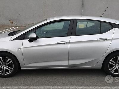 Usata 2017 Opel Astra Berlina | 6500 € (Buon prezzo)