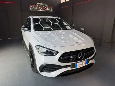Usata Mercedes GLA200 Premium 150 CV (110 kW) 2022 Bianco SUV