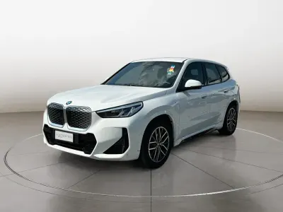 Usata BMW iX1 M Sport 103 kW (141 CV) 2024 Bianco SUV