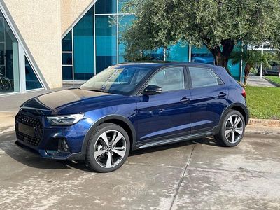 Nuova Audi A1 116 CV (85 kW) 2026 Blu SUV