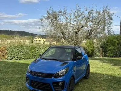 Begagnad Ligier JS50 600 HK (441 kW) 2021 Halvkombi