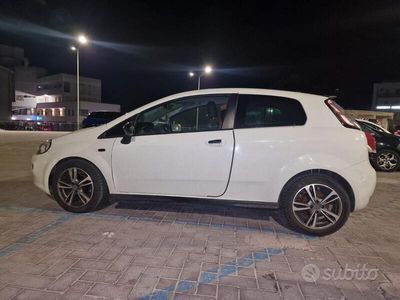 usata Fiat Grande Punto Grande Punto 1.3 MJT 75 CV 3 porte