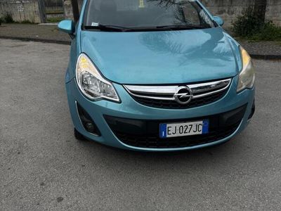Usata Opel Corsa 95 CV (69 kW) 2012 Blu Berlina