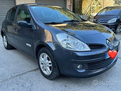 Usata Renault Clio II Rip Curl 74 CV (54 kW) 2007 Grigio Berlina