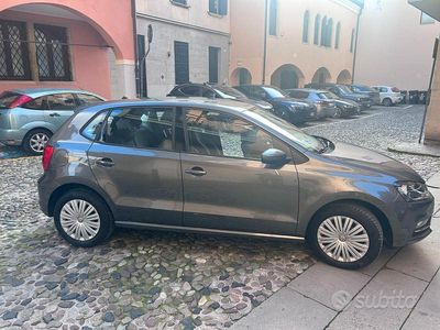 Usata VW Polo 60 CV (44 kW) 2015 Grigio Berlina