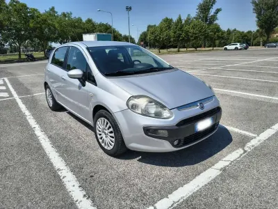 Usata Fiat Punto Evo Dynamic 77 CV (56 kW) 2009 Argento Utilitaria