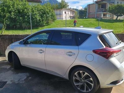 Usata Toyota Auris Active 111 CV (81 kW) 2017 Berlina