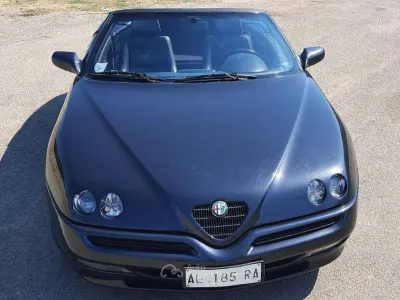 Begagnad Alfa Romeo Spider Lusso 150 HK (110 kW) 1996 Cab