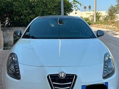 Usata Alfa Romeo Giulietta Veloce 105 CV (77 kW) 2013 Bianco Berlina