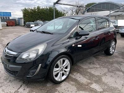 Usata Opel Corsa Sport 85 CV (62 kW) 2014 Grigio Utilitaria