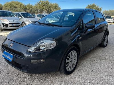 Usata Fiat Punto Lounge 75 CV (55 kW) 2013 Grigio Utilitaria