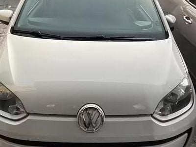 Begagnad VW up! 2012 Vit Halvkombi