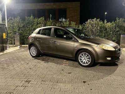 Usata 2010 Fiat Bravo Dynamic Utilitaria | 3500 € (Molto cara)