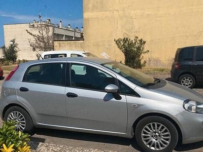 Usata Fiat Punto 2015 Grigio Utilitaria