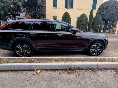 Usata Volvo V90 CC 190 CV (139 kW) 2017 Marrone Station wagon