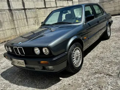 Usata BMW 318 116 CV (85 kW) 1989 Grigio Berlina