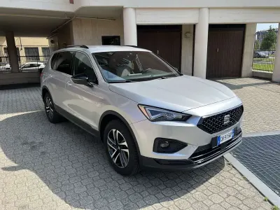 Usata Seat Tarraco Business 150 CV (110 kW) 2023 Argento SUV