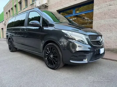 Gebraucht Mercedes V300 Premium 239 PS (175 kW) 2021 Schwarz Van / Kleinbus