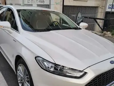 Usata Ford Mondeo Vignale 140 CV (102 kW) 2019 Bianco Berlina